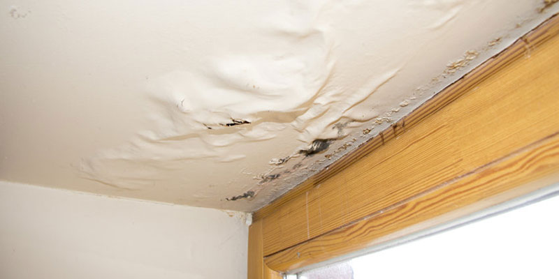 KR-Roofing-Repairs-Leaks-1 Leaking Roof